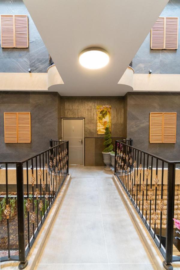 Nahal Oz 33 Aparthotel Бат Ям Екстериор снимка
